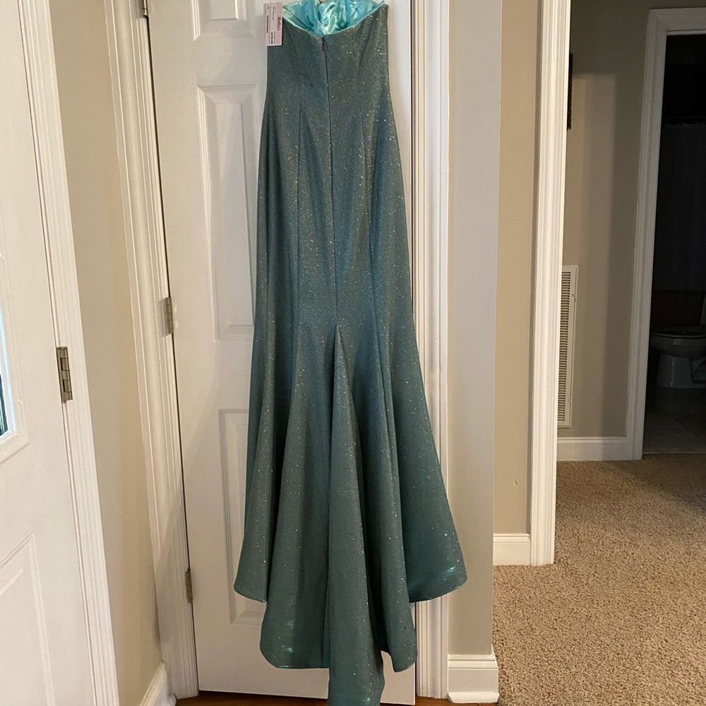 Sherri Hill Size 0 . - Picture 1 of 4